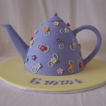 Teapot Cake 7